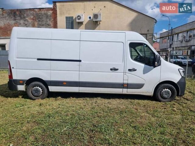 Белый Рено Мастер, объемом двигателя 2.3 л и пробегом 215 тыс. км за 19999 $, фото 3 на Automoto.ua