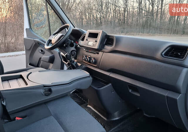 Белый Рено Мастер, объемом двигателя 2.3 л и пробегом 171 тыс. км за 20500 $, фото 36 на Automoto.ua