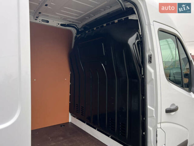 Білий Рено Мастєр, об'ємом двигуна 0 л та пробігом 204 тис. км за 17350 $, фото 46 на Automoto.ua