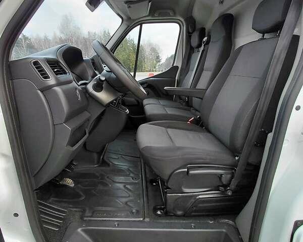 Белый Рено Мастер, объемом двигателя 2.3 л и пробегом 192 тыс. км за 18400 $, фото 35 на Automoto.ua