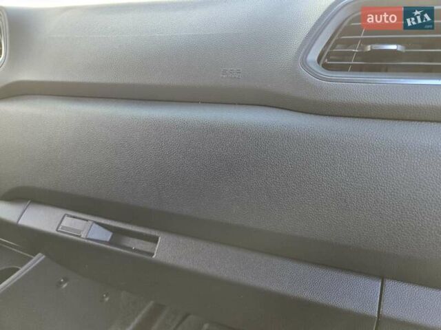 Белый Рено Мастер, объемом двигателя 2.3 л и пробегом 179 тыс. км за 18900 $, фото 48 на Automoto.ua