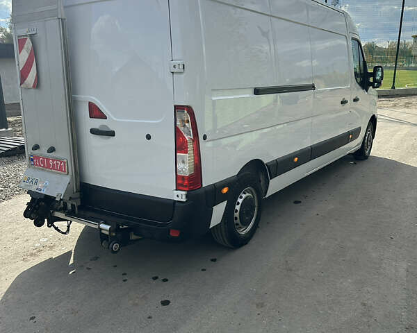 Белый Рено Мастер, объемом двигателя 2.3 л и пробегом 193 тыс. км за 22500 $, фото 17 на Automoto.ua