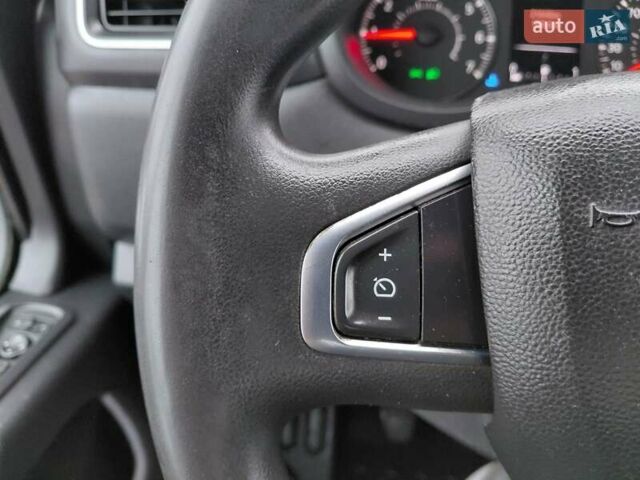 Белый Рено Мастер, объемом двигателя 2.3 л и пробегом 216 тыс. км за 20000 $, фото 58 на Automoto.ua