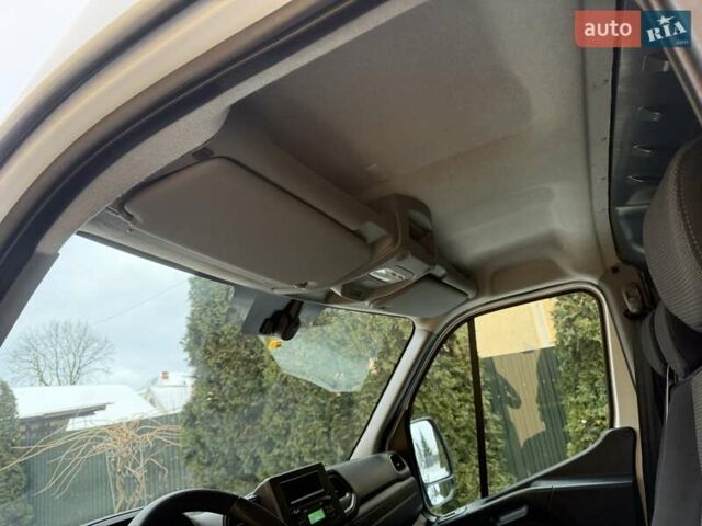 Білий Рено Мастєр, об'ємом двигуна 2.3 л та пробігом 209 тис. км за 18700 $, фото 53 на Automoto.ua