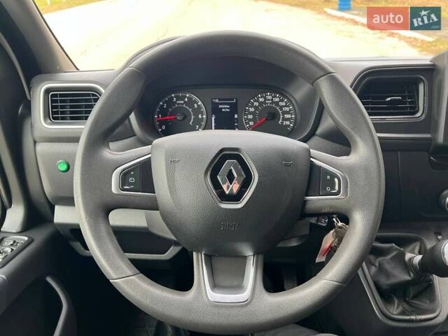 Белый Рено Мастер, объемом двигателя 2.3 л и пробегом 293 тыс. км за 24999 $, фото 72 на Automoto.ua