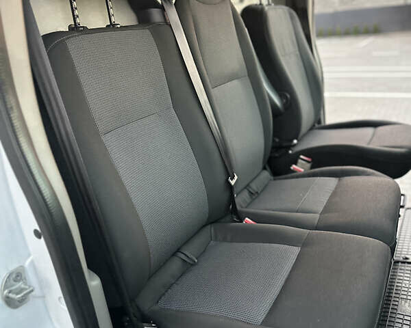 Білий Рено Мастєр, об'ємом двигуна 2.3 л та пробігом 171 тис. км за 18800 $, фото 50 на Automoto.ua