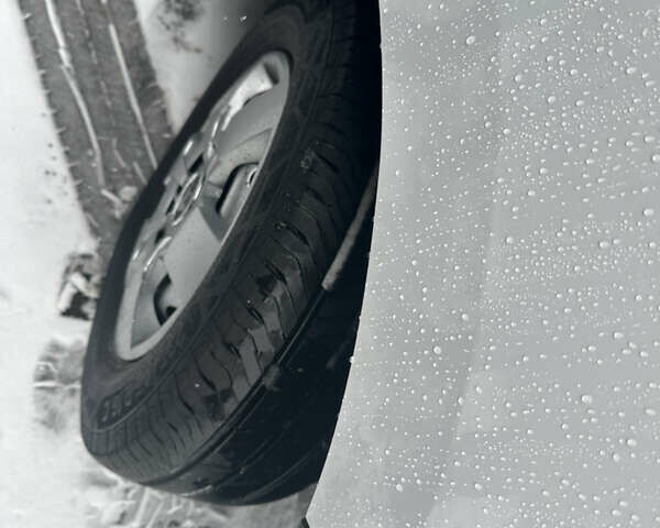 Белый Рено Мастер, объемом двигателя 2.3 л и пробегом 253 тыс. км за 20999 $, фото 11 на Automoto.ua