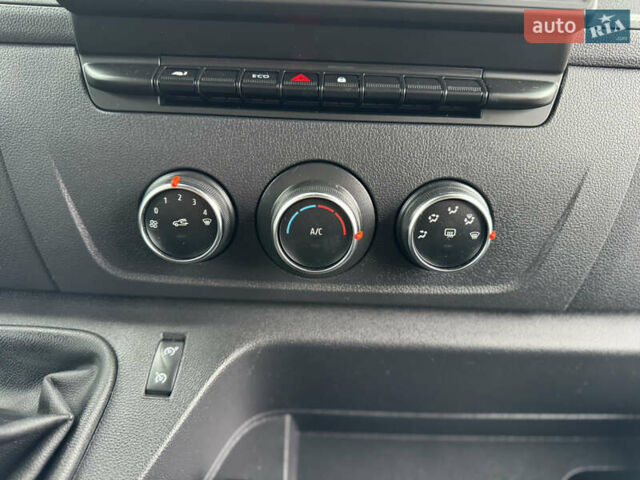 Білий Рено Мастєр, об'ємом двигуна 2.3 л та пробігом 267 тис. км за 21500 $, фото 67 на Automoto.ua