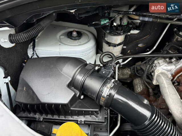 Білий Рено Мастєр, об'ємом двигуна 2.3 л та пробігом 98 тис. км за 27300 $, фото 59 на Automoto.ua