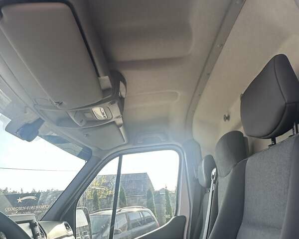 Білий Рено Мастєр, об'ємом двигуна 2.3 л та пробігом 187 тис. км за 21800 $, фото 33 на Automoto.ua