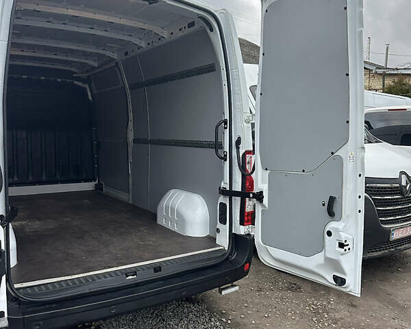 Белый Рено Мастер, объемом двигателя 2.3 л и пробегом 130 тыс. км за 23500 $, фото 14 на Automoto.ua