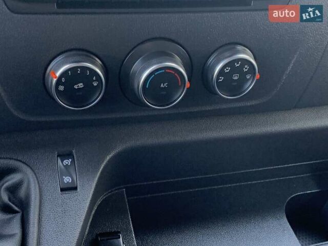 Білий Рено Мастєр, об'ємом двигуна 2.3 л та пробігом 218 тис. км за 19999 $, фото 47 на Automoto.ua