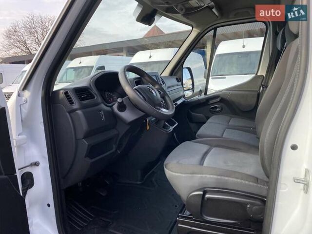 Белый Рено Мастер, объемом двигателя 2.3 л и пробегом 138 тыс. км за 18850 $, фото 35 на Automoto.ua