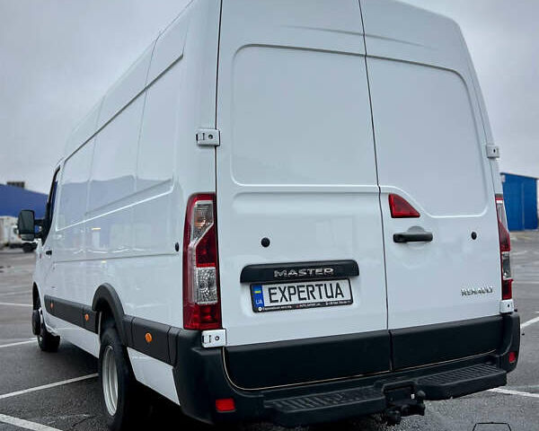 Белый Рено Мастер, объемом двигателя 2.3 л и пробегом 229 тыс. км за 25300 $, фото 4 на Automoto.ua