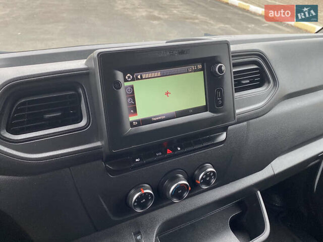 Білий Рено Мастєр, об'ємом двигуна 2.3 л та пробігом 246 тис. км за 19900 $, фото 40 на Automoto.ua