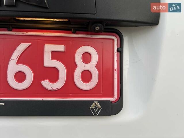 Білий Рено Мастєр, об'ємом двигуна 2.3 л та пробігом 164 тис. км за 19750 $, фото 48 на Automoto.ua