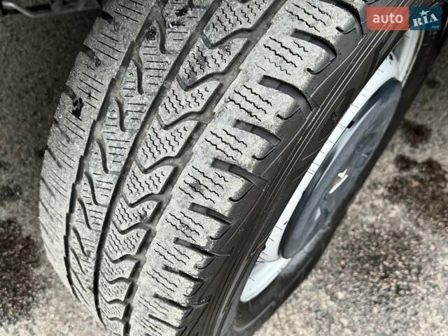 Білий Рено Мастєр, об'ємом двигуна 2.3 л та пробігом 201 тис. км за 17200 $, фото 12 на Automoto.ua