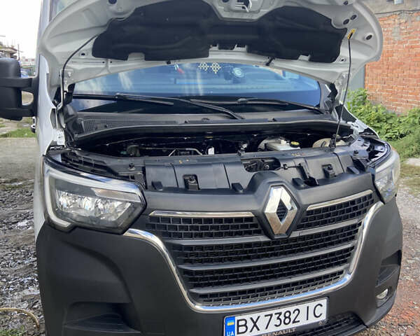 Белый Рено Мастер, объемом двигателя 2.3 л и пробегом 150 тыс. км за 21700 $, фото 34 на Automoto.ua