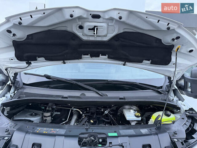 Білий Рено Мастєр, об'ємом двигуна 2.3 л та пробігом 233 тис. км за 27200 $, фото 55 на Automoto.ua