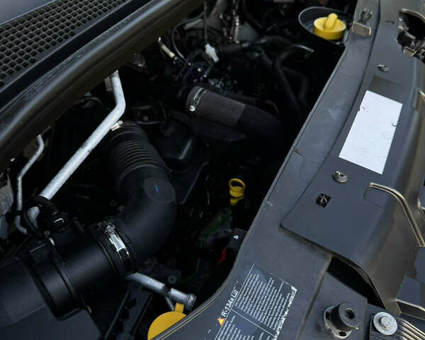 Белый Рено Мастер, объемом двигателя 2.3 л и пробегом 210 тыс. км за 19500 $, фото 44 на Automoto.ua