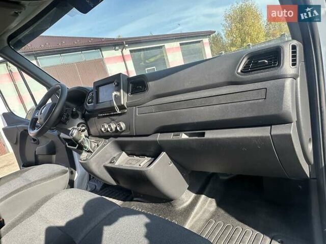 Білий Рено Мастєр, об'ємом двигуна 2.3 л та пробігом 187 тис. км за 21800 $, фото 51 на Automoto.ua