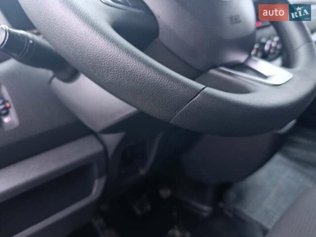 Білий Рено Мастєр, об'ємом двигуна 2.3 л та пробігом 181 тис. км за 21999 $, фото 48 на Automoto.ua