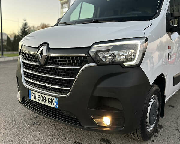 Білий Рено Мастєр, об'ємом двигуна 2.3 л та пробігом 175 тис. км за 19600 $, фото 26 на Automoto.ua