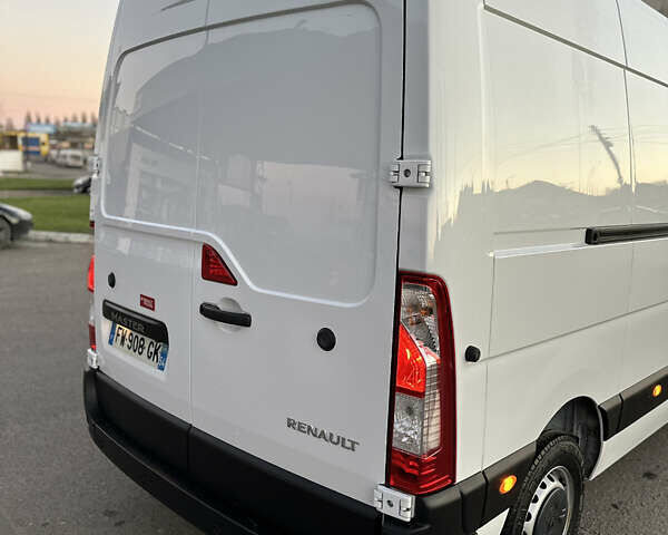 Білий Рено Мастєр, об'ємом двигуна 2.3 л та пробігом 175 тис. км за 19600 $, фото 30 на Automoto.ua
