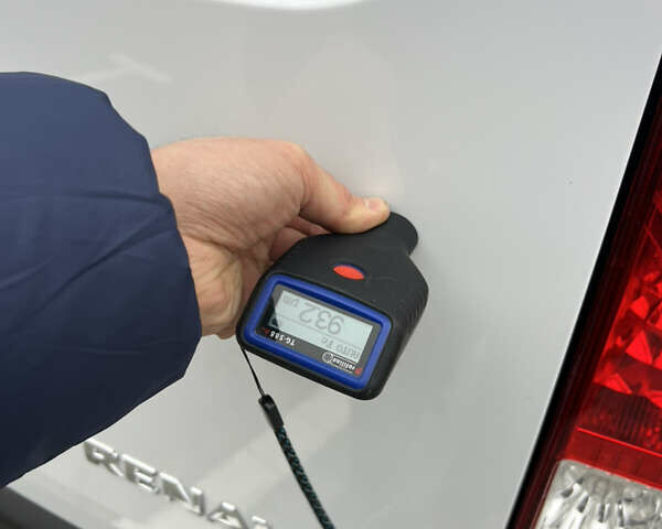 Белый Рено Мастер, объемом двигателя 2.3 л и пробегом 233 тыс. км за 17900 $, фото 175 на Automoto.ua