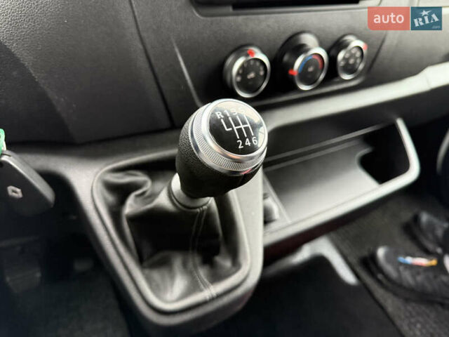 Білий Рено Мастєр, об'ємом двигуна 0 л та пробігом 266 тис. км за 21300 $, фото 65 на Automoto.ua