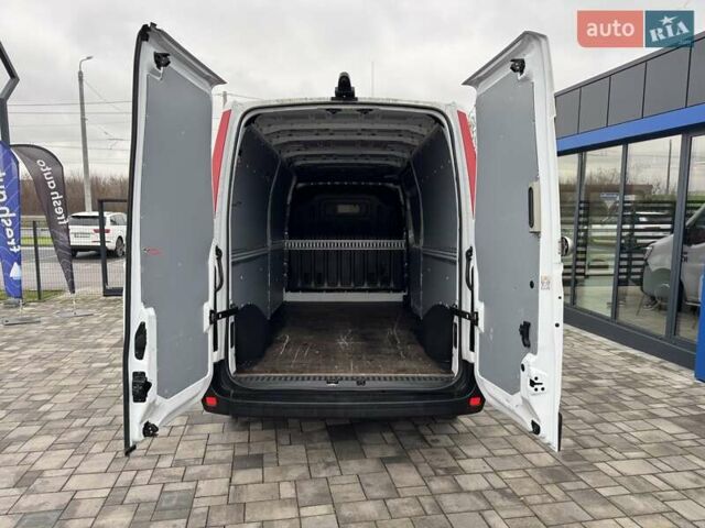 Белый Рено Мастер, объемом двигателя 2.3 л и пробегом 230 тыс. км за 20500 $, фото 24 на Automoto.ua