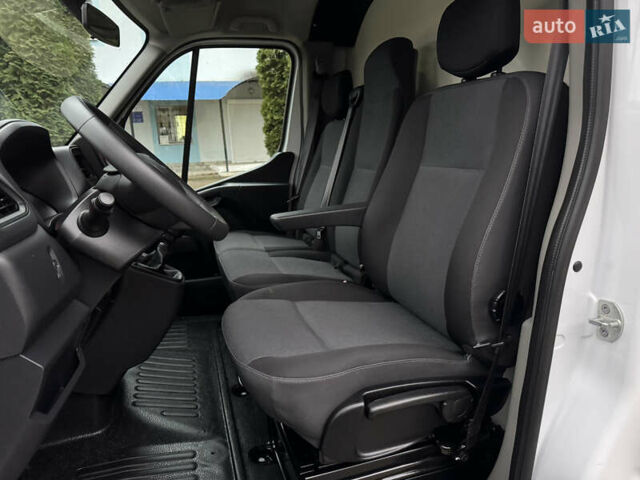 Белый Рено Мастер, объемом двигателя 2.3 л и пробегом 66 тыс. км за 25500 $, фото 28 на Automoto.ua