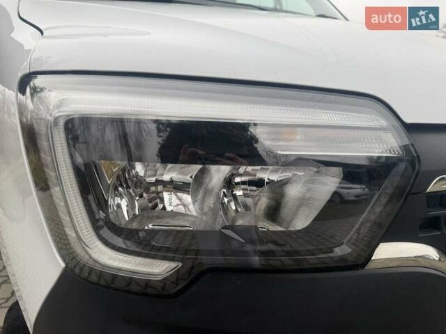 Белый Рено Мастер, объемом двигателя 2.3 л и пробегом 262 тыс. км за 18100 $, фото 13 на Automoto.ua