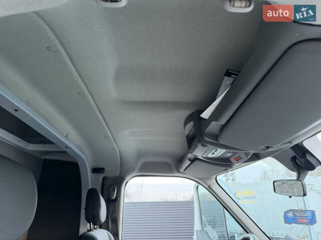 Белый Рено Мастер, объемом двигателя 2.3 л и пробегом 320 тыс. км за 24500 $, фото 41 на Automoto.ua