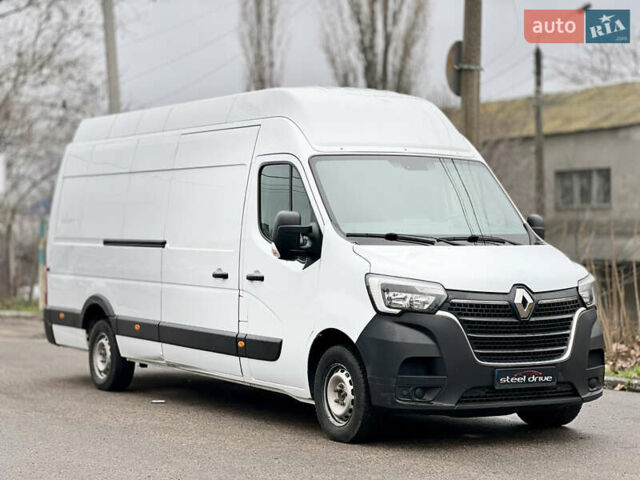 Белый Рено Мастер, объемом двигателя 2.3 л и пробегом 372 тыс. км за 18500 $, фото 2 на Automoto.ua