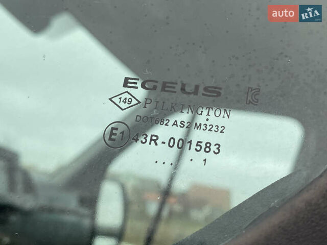 Білий Рено Мастєр, об'ємом двигуна 2.3 л та пробігом 246 тис. км за 19900 $, фото 56 на Automoto.ua