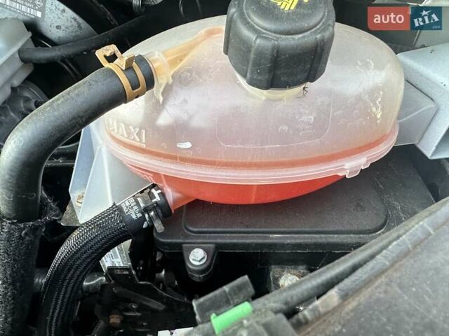 Білий Рено Мастєр, об'ємом двигуна 2.3 л та пробігом 187 тис. км за 21800 $, фото 59 на Automoto.ua