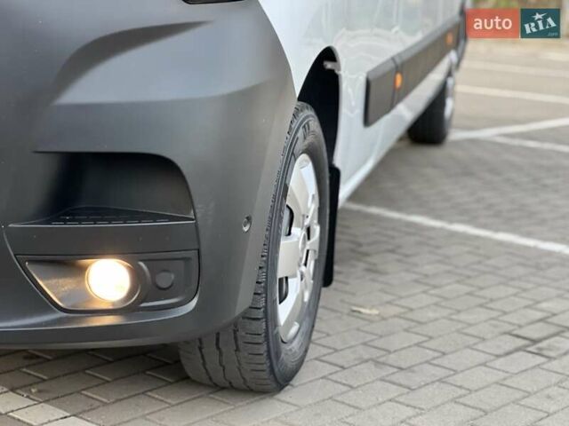 Белый Рено Мастер, объемом двигателя 2.3 л и пробегом 164 тыс. км за 19450 $, фото 50 на Automoto.ua