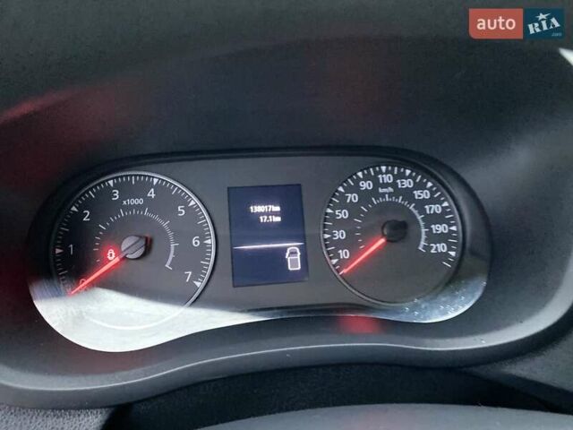 Білий Рено Мастєр, об'ємом двигуна 2.3 л та пробігом 138 тис. км за 18850 $, фото 38 на Automoto.ua