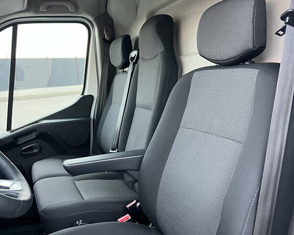 Белый Рено Мастер, объемом двигателя 2.3 л и пробегом 189 тыс. км за 18555 $, фото 28 на Automoto.ua