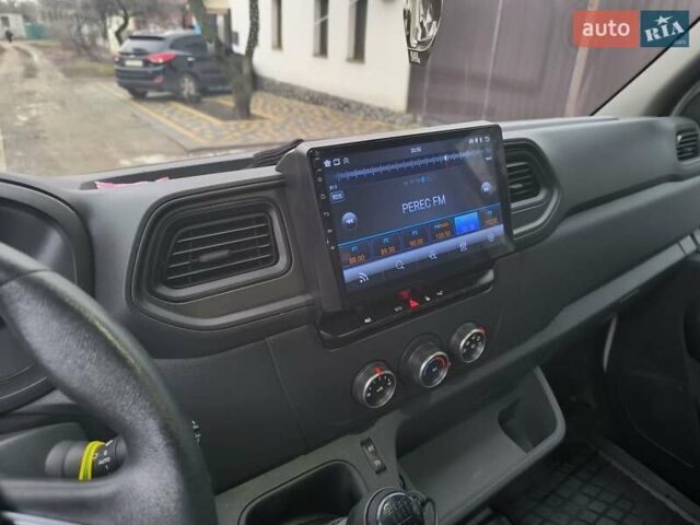 Білий Рено Мастєр, об'ємом двигуна 2.3 л та пробігом 200 тис. км за 21600 $, фото 5 на Automoto.ua