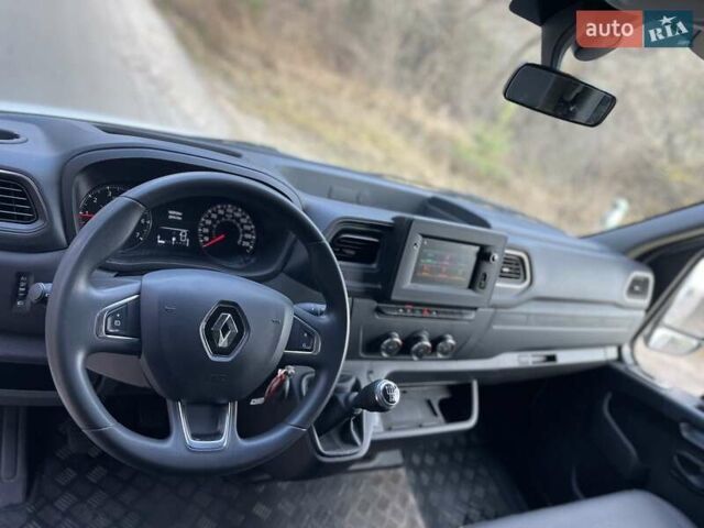 Белый Рено Мастер, объемом двигателя 2.3 л и пробегом 180 тыс. км за 22000 $, фото 47 на Automoto.ua