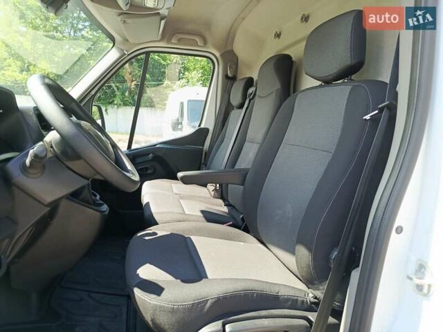 Білий Рено Мастєр, об'ємом двигуна 0 л та пробігом 237 тис. км за 18950 $, фото 14 на Automoto.ua