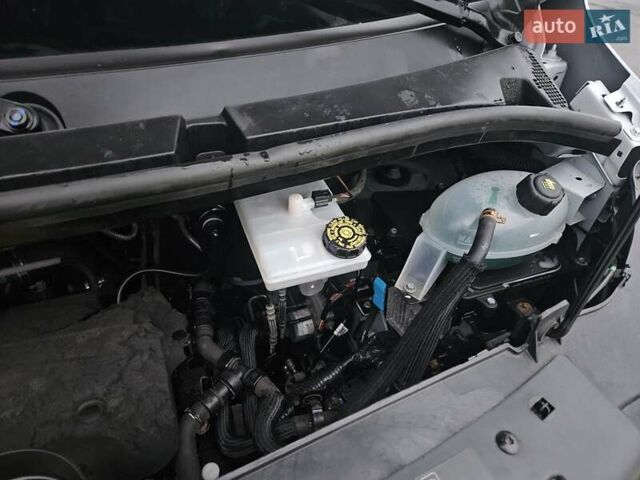 Белый Рено Мастер, объемом двигателя 2.3 л и пробегом 184 тыс. км за 18300 $, фото 71 на Automoto.ua