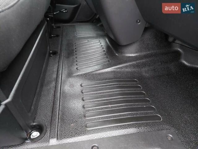 Белый Рено Мастер, объемом двигателя 2.3 л и пробегом 216 тыс. км за 20000 $, фото 40 на Automoto.ua