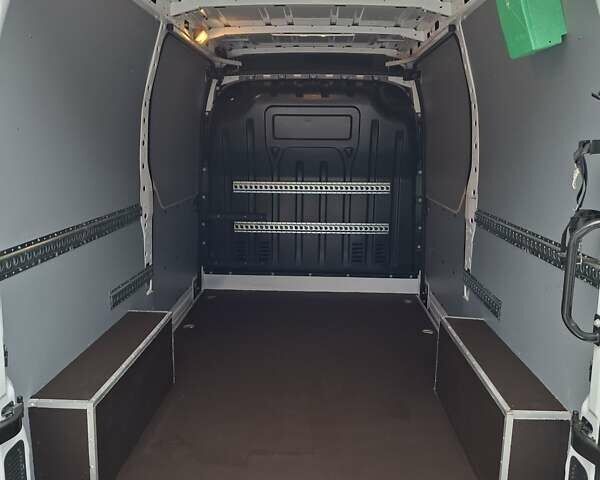 Білий Рено Мастєр, об'ємом двигуна 2.3 л та пробігом 240 тис. км за 18456 $, фото 37 на Automoto.ua