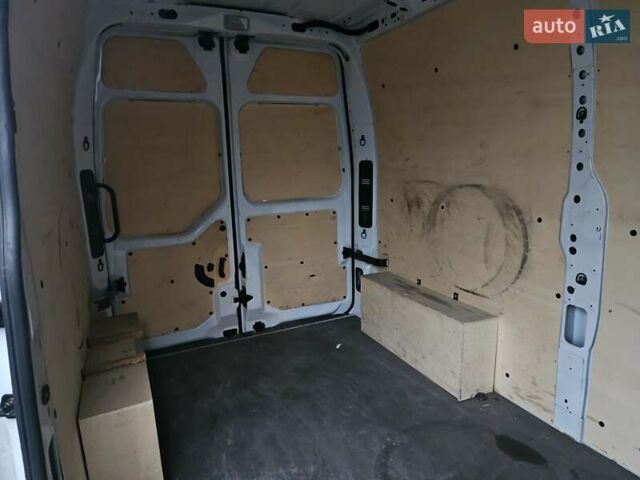 Белый Рено Мастер, объемом двигателя 2.3 л и пробегом 184 тыс. км за 18300 $, фото 66 на Automoto.ua