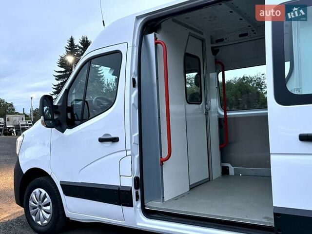 Белый Рено Мастер, объемом двигателя 2.3 л и пробегом 223 тыс. км за 17200 $, фото 13 на Automoto.ua