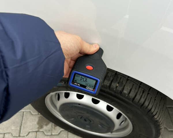 Белый Рено Мастер, объемом двигателя 2.3 л и пробегом 233 тыс. км за 17900 $, фото 180 на Automoto.ua