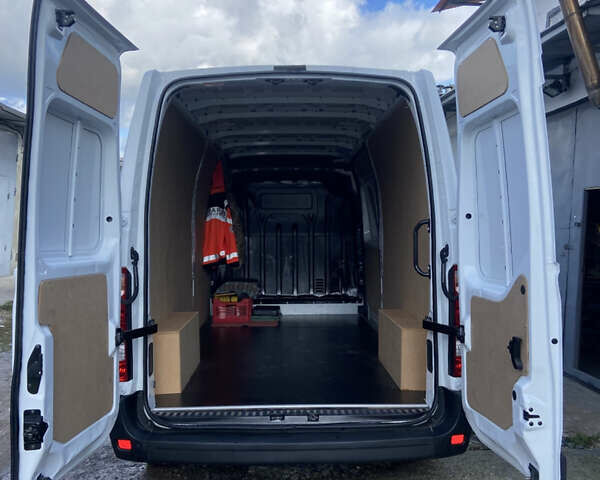 Белый Рено Мастер, объемом двигателя 2.3 л и пробегом 150 тыс. км за 21700 $, фото 11 на Automoto.ua